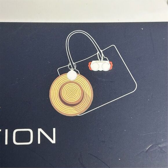 French Connection St. Tropez Pink Sunglasses & Hat Holder Set - Picture 5 of 15